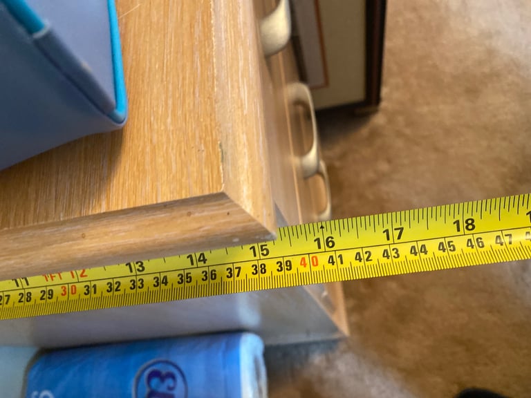 Wardrobe & drawers 