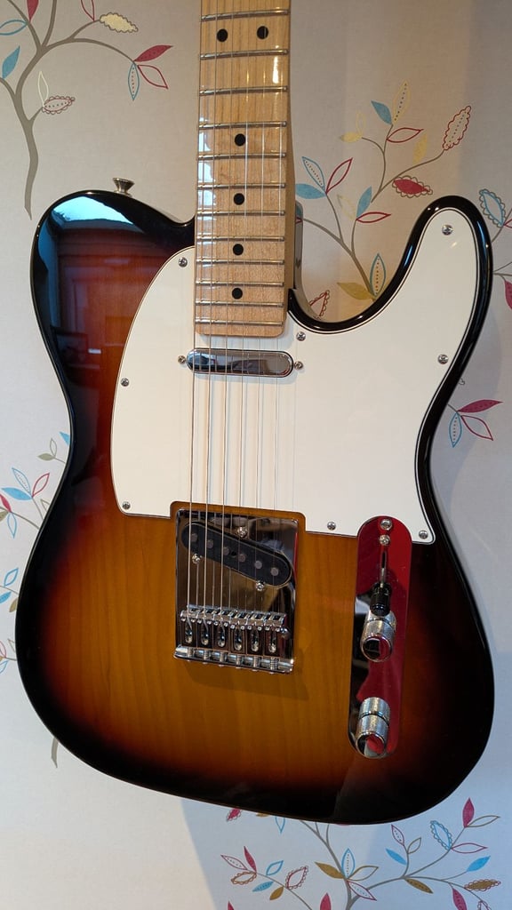 Fender Player Telecaster, Sunburst, maple neck