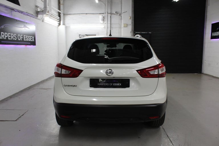 2014 Nissan Qashqai 1.2 DIG-T n-tec+ 2WD Euro 5 (s/s) 5dr HATCHBACK Petrol Manual