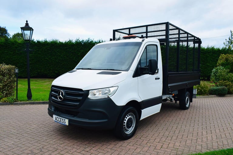 2022 Mercedes-Benz Sprinter 315 Caged Tipper Aircon RWD L2 Euro 6 CHASSIS CAB Diesel Manual