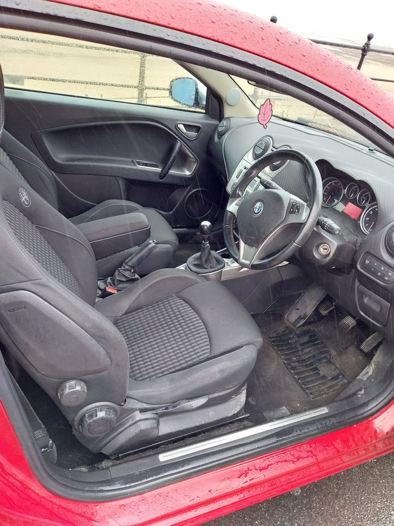 Alfa Romeo, MITO, Hatchback, 2009, Manual, 1368 (cc), 3 doors