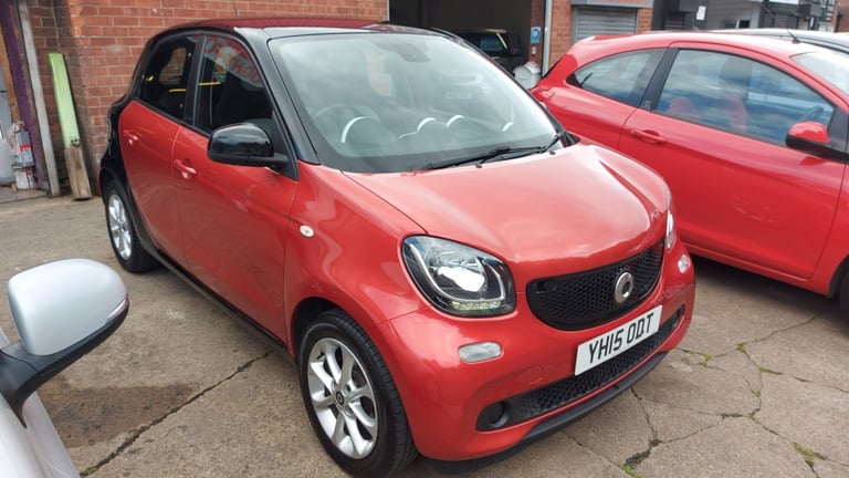 RED SMART FORFOUR 1.0 PASSION FREE TAX ALLOYS BLUETOOTH CRUISE 84K FSH 2015