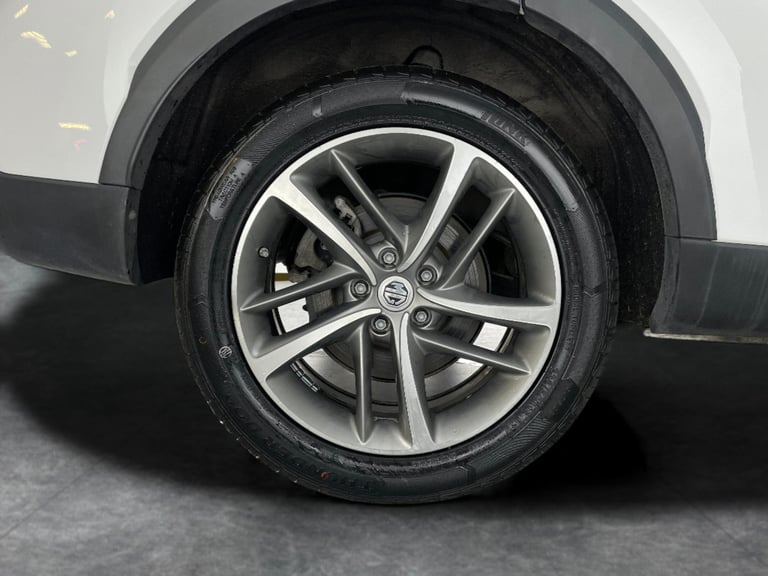 2022 MG MG HS 1.5 T-GDI Exclusive SUV 5dr Petrol Manual Euro 6 (s/s) (162 ps) - LED - REV Suv Pet...