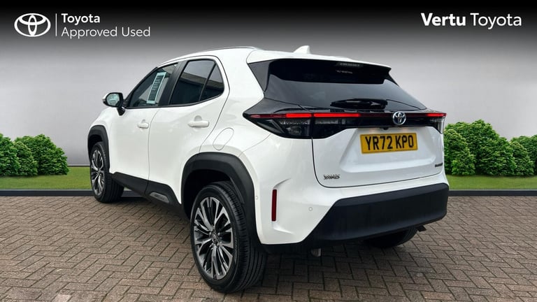 2022 Toyota Yaris Cross 1.5 Hybrid Excel 5dr CVT [Panoramic Roof] Hybrid Estate Estate Hybrid Aut...