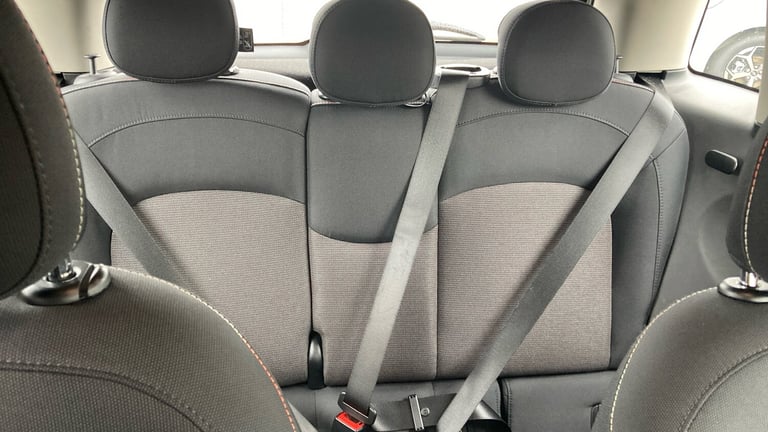 2016 MINI Hatch 1.5 Cooper 5dr Petrol Hatchback Hatchback Petrol Manual