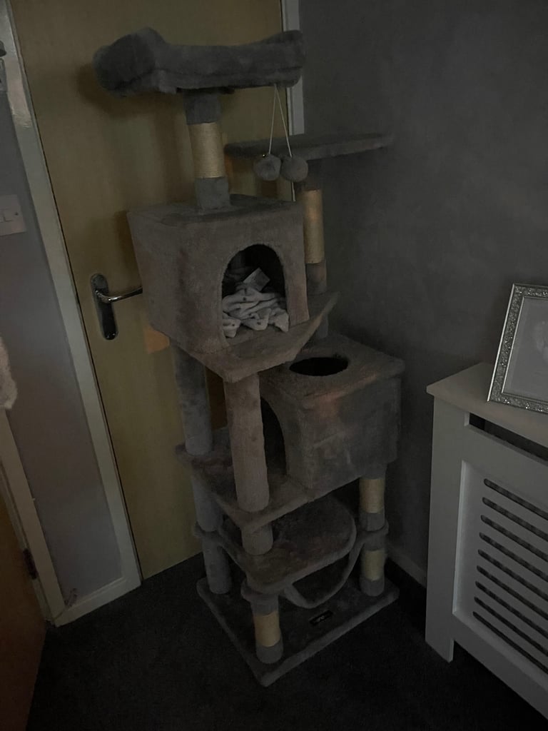 image for Cat tree 