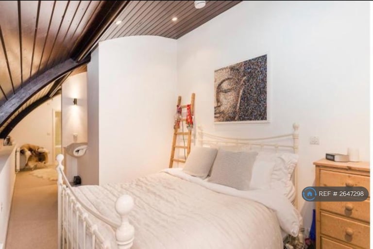 2 bedroom flat in Samuel Baines House, London, SE22 (2 bed) (#2647298)