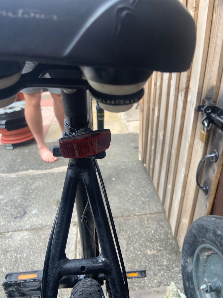 AMANCO 21 speed hybrid mountain bike 