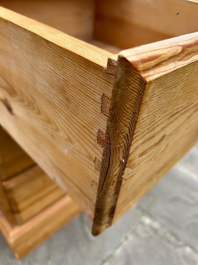 Solid Pine Chest of Drawers - Good Condition 
