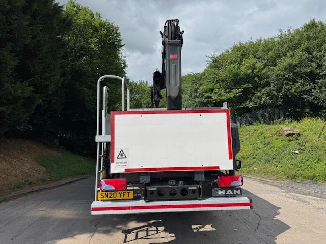 2020 MAN TGM 26.320 E6 6x2 drop side remote Hiab X-HIDUO 158 crane & block grab 