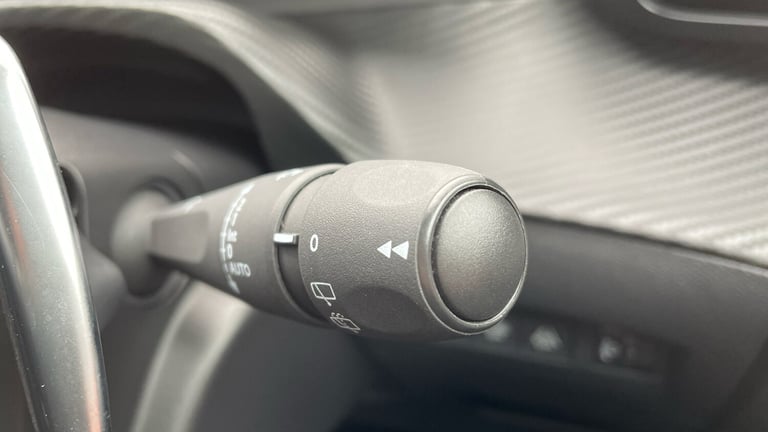 2022 Peugeot 208 1.2 PureTech Allure Premium Hatchback 5dr Petrol EAT Euro 6 (s/s) (100 ps) Hatch...