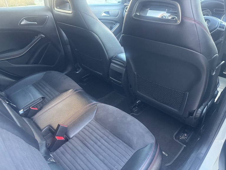 2015 Mercedes-Benz GLA GLA 200 CDI AMG Line 5dr ESTATE Diesel Manual