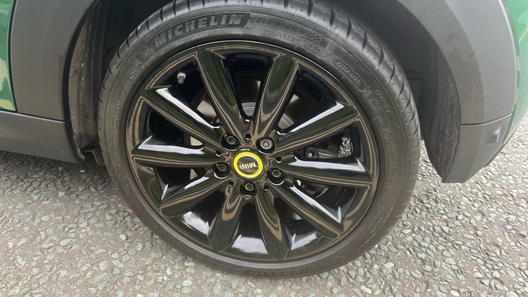 2020 MINI Hatch 135kW Cooper S Level 2 33kWh 3dr Auto Electric Hatchback Hatchback Electric Autom...