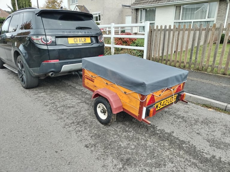HONEYFIELD BOX CAMPING TRAILER TOWING C/W SPARE WHEEL & COVER 