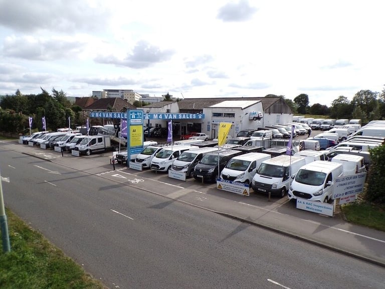 2023 Renault Trafic dCi Blue LL30 Business+ LWB L/R Euro 6 LWB Panel Van Diesel Manual