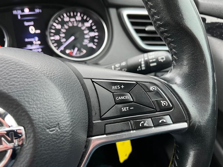 2017 Nissan Qashqai DCI ACENTA Hatchback Diesel Manual