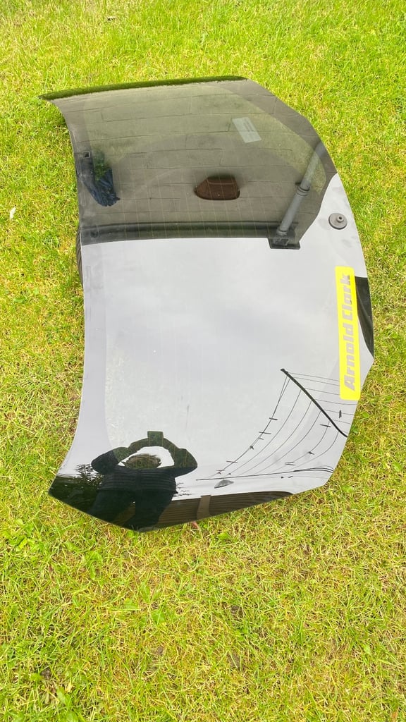Toyota chr 2017-2020 full rear window tinted very good condition