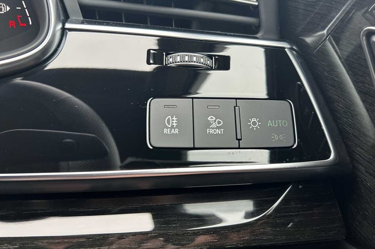2025 Audi Q7 55 TFSI Quattro Black Edition 5dr Tiptronic SUV Petrol Automatic