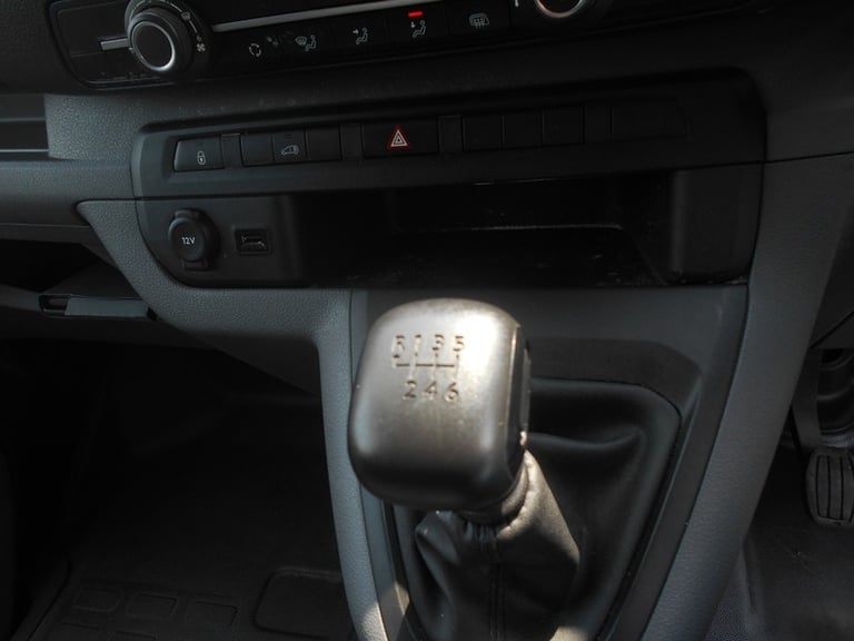 Vauxhall Vivaro 2022 L2H1 F3100 DYNAMIC S/S NO VAT