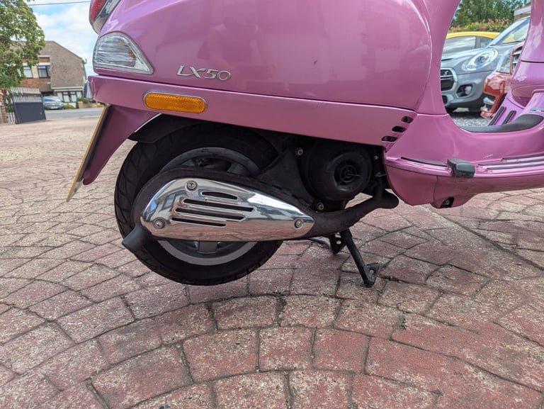 Piaggio, VESPA, 2011, 49 (cc)