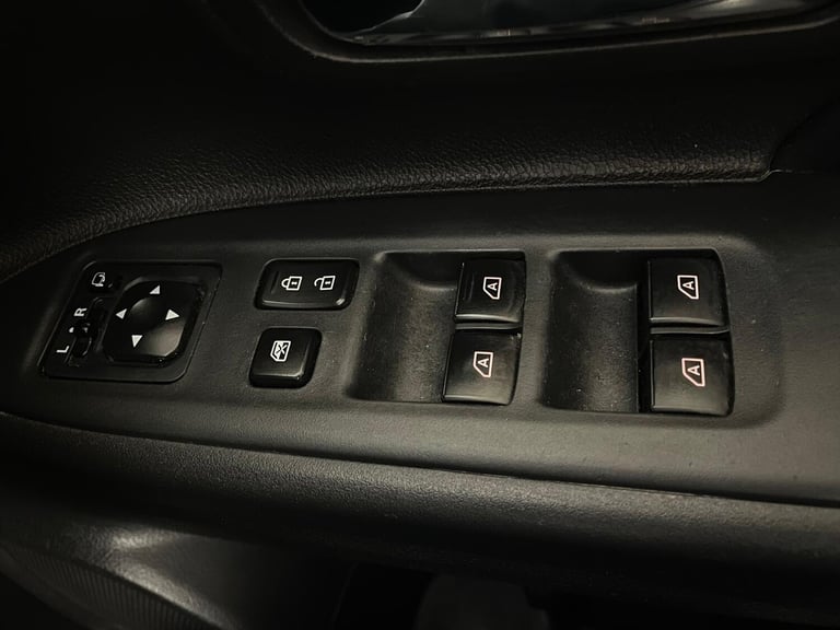 2020 Mitsubishi Outlander 2.0 MIVEC Exceed CVT 4WD Euro 6 (s/s) 5dr ESTATE Petrol Automatic