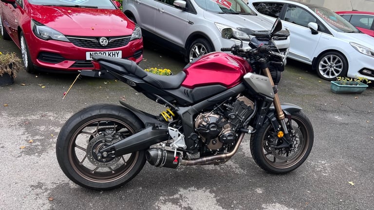 2019 Honda CB CB650RAKED (19MY) black widow can with original system fsh stunner  Tourer Petrol M...