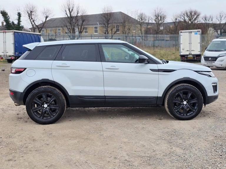 2017 Land Rover Range Rover Evoque 2.0 eD4 SE Tech FWD Euro 6 (s/s) 5dr SUV Diesel Manual