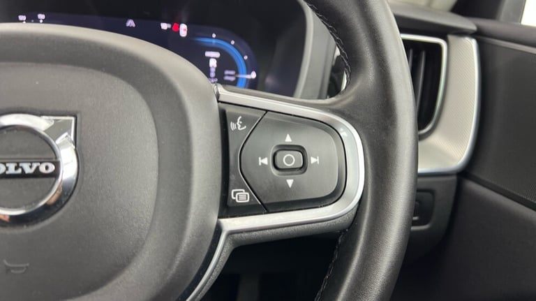 2023 Volvo XC60 2.0 T6 [350] RC PHEV Core Bright 5dr AWD Gtron ESTATE PETROL/ELECTRIC Automatic