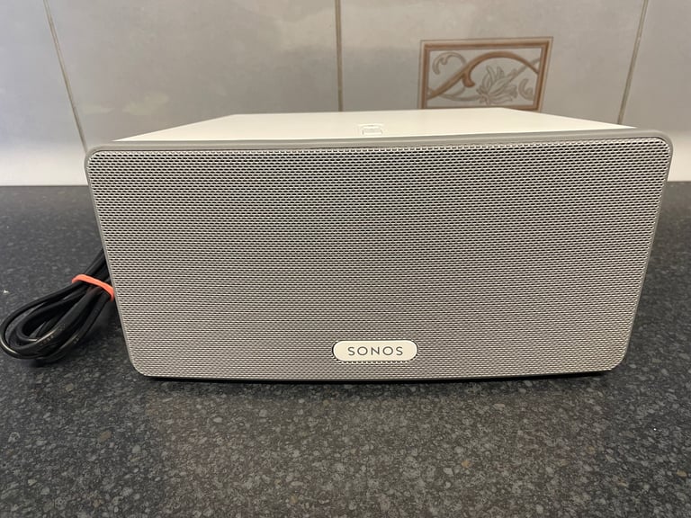 Stereo pair of Sonos play 3