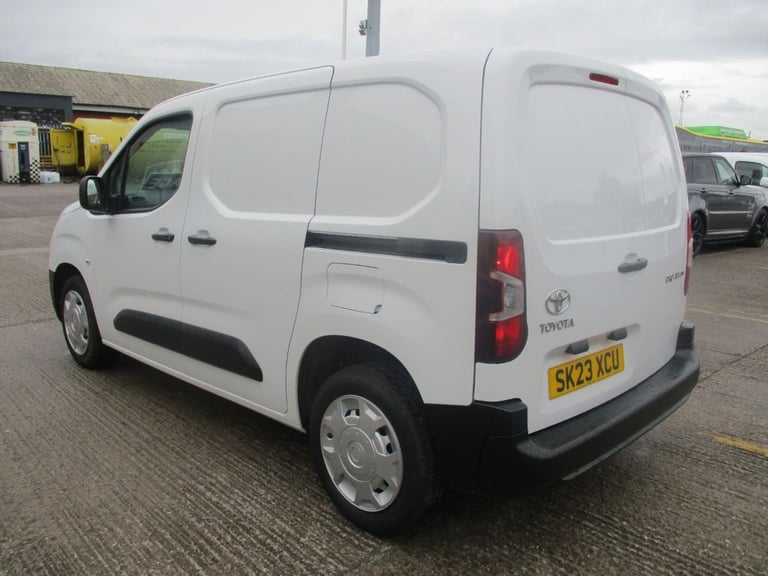 2023 23 TOYOTA PROACE CITY 1.5 BLUEHDI ACTIVE SHORT PANEL VAN EURO 6 ONLY 15,000