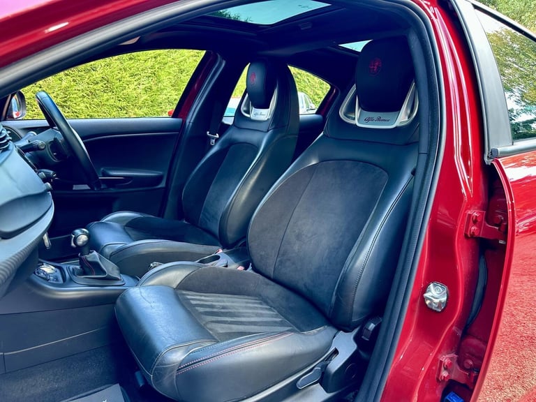 2016 Alfa Romeo Giulietta 1750 TBi Veloce Hatchback 5dr Petrol TCT Euro 6 (240 bhp) HATCHBACK Pet...