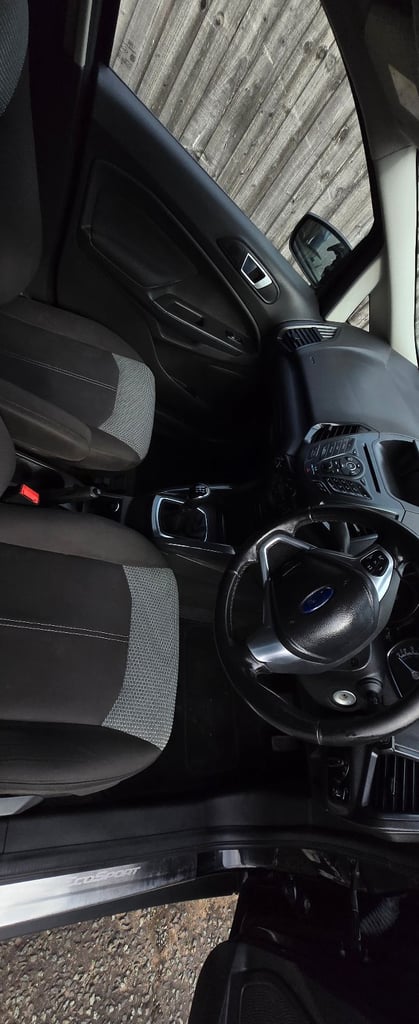 Ford, ECOSPORT, Hatchback, 2015, Manual, 999 (cc), 5 doors