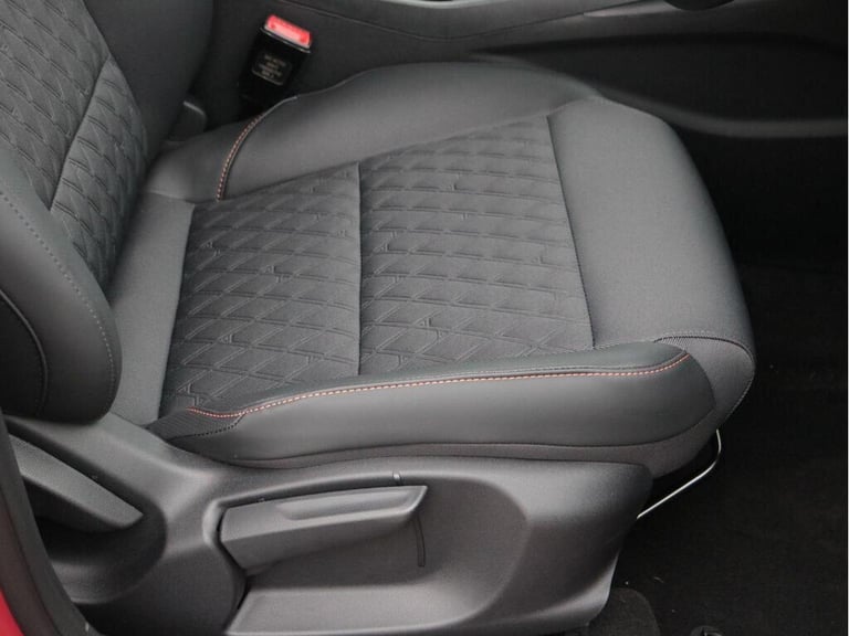 2025 MG MG3 1.5 Hybrid Trophy 5dr Auto HATCHBACK PETROL/ELECTRIC Automatic