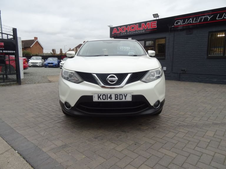  Nissan Qashqai 1.2 DiG-T Acenta 5dr ideal family car Petrol