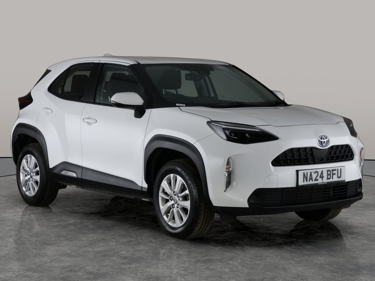 2024 Toyota Yaris Cross 1.5 VVT-h Icon SUV 5dr Petrol Hybrid E-CVT Euro 6 (s/s) (116 ps) - REVERS...