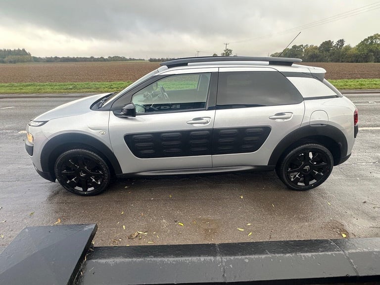 CITROEN C4 CACTUS 1.2 PureTech Flair Silver Auto Petrol 2017