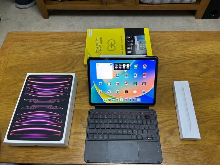 image for iPad Pro 4th gen 11 inch 256 GB