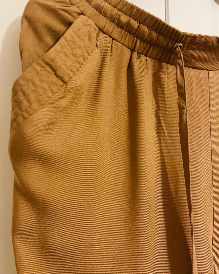 New Look Camel/Brown Cuffed Ankle Joggers - Size 12.