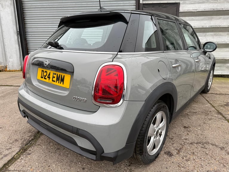2021 21 REG MINI COOPER CLASSIC NAV PACK 1.5 DAMAGED REPAIRABLE SALVAGE
