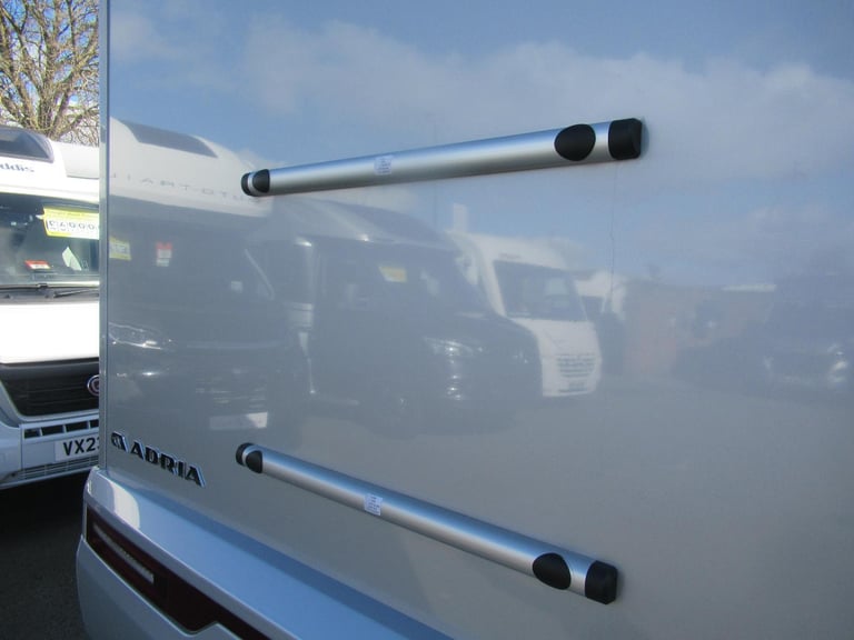 Adria Compact Supreme SL 2.2 Diesel 140BHP Automatic