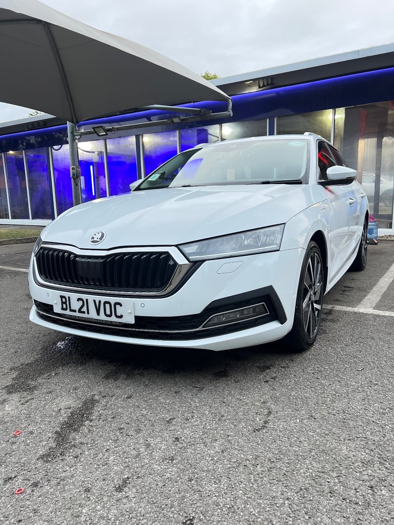 Skoda, OCTAVIA, Estate, 2021, Semi-Auto, 1395 (cc), 5 doors