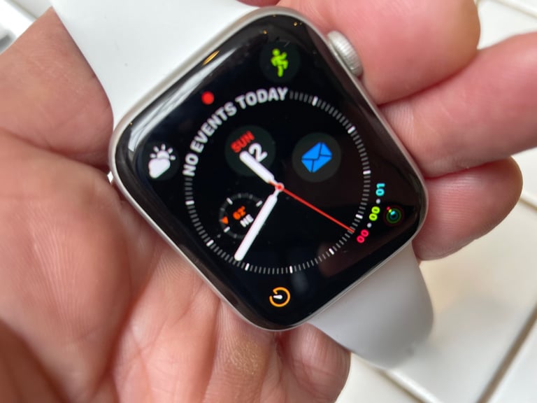 Apple Watch Series 5 44mm