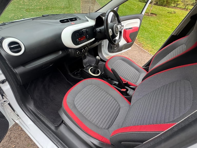 2014 64 RENAULT TWINGO DYNAMIQUE SCE 999cc**ULEZ**LOW MILEAGE**£20TAX**CHEAP TO RUN**
