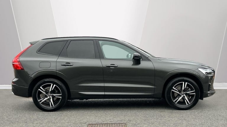2021 Volvo XC60 R-Design, B5 AWD mild hybrid Estate Petrol Automatic