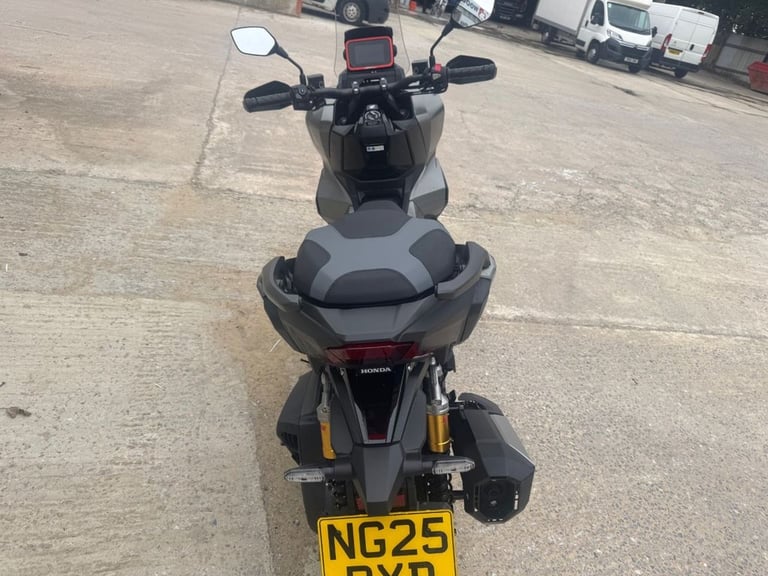 2025 Honda ADV 350 350 Scooter Petrol CVT V-Belt Euro 5 (29 ps) Scooter Petrol Automatic