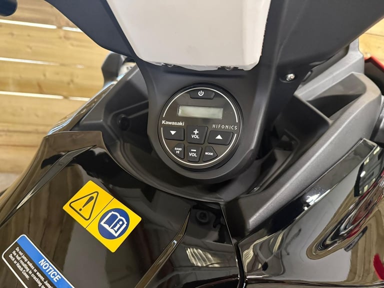 KAWASAKI STX 160LX 2024 JET SKI BRAND NEW GENUINE UK DEALER