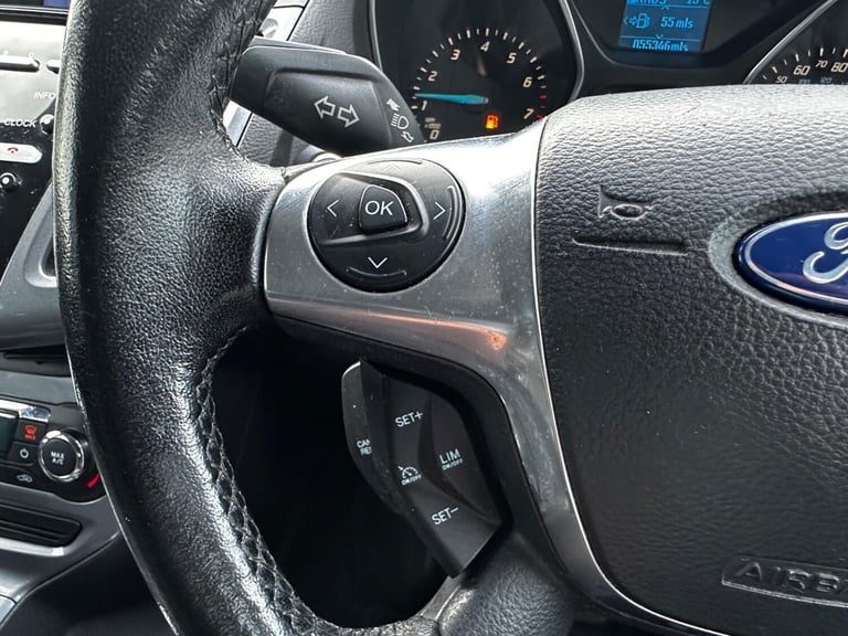 2013 Ford Focus 1.6 125 Titanium 5dr Powershift HATCHBACK PETROL Automatic