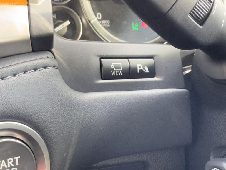 2024 Lexus LX LX570 5.7 V8 Automatic 4X4 8 seats 5dr Petrol Automatic