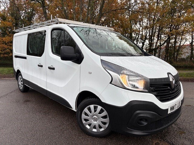 2017 Renault Trafic LL29 dCi 95 Business Crew Van 6 SEATER A/C WINDOW VAN Diesel Manual
