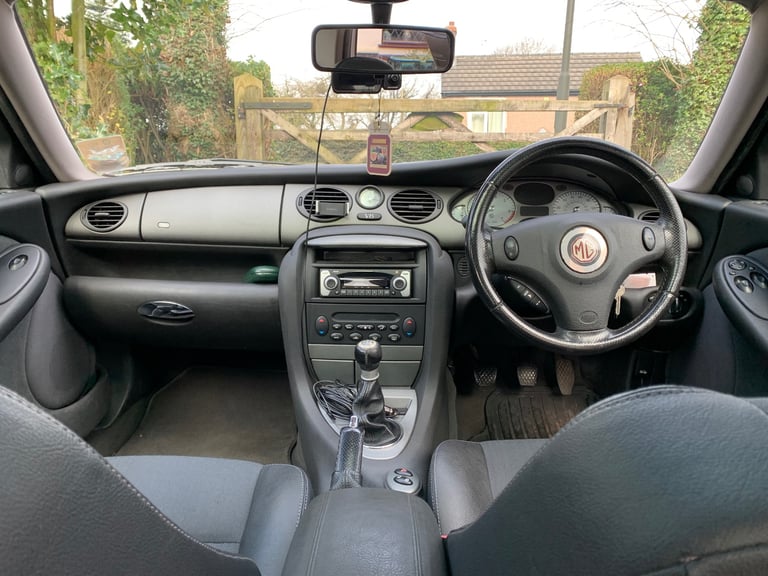 MG, ZT, Saloon, 2004, Manual, 4601 (cc), 4 doors
